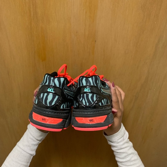 ASICS Sneaker - Picture 3 of 4